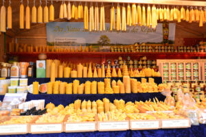 Weihnachtsmarkt-Kerzenaufbau-12